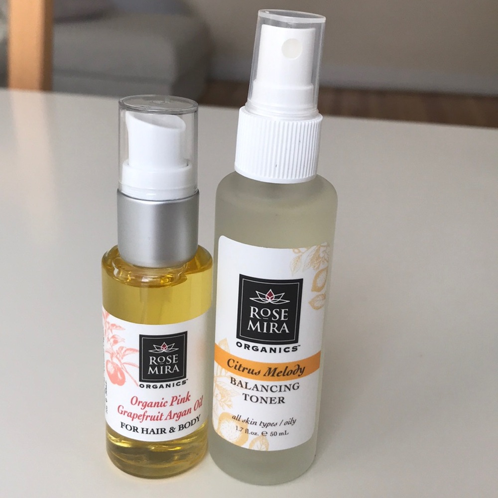 Rose Mira tomber and oil for hair and body